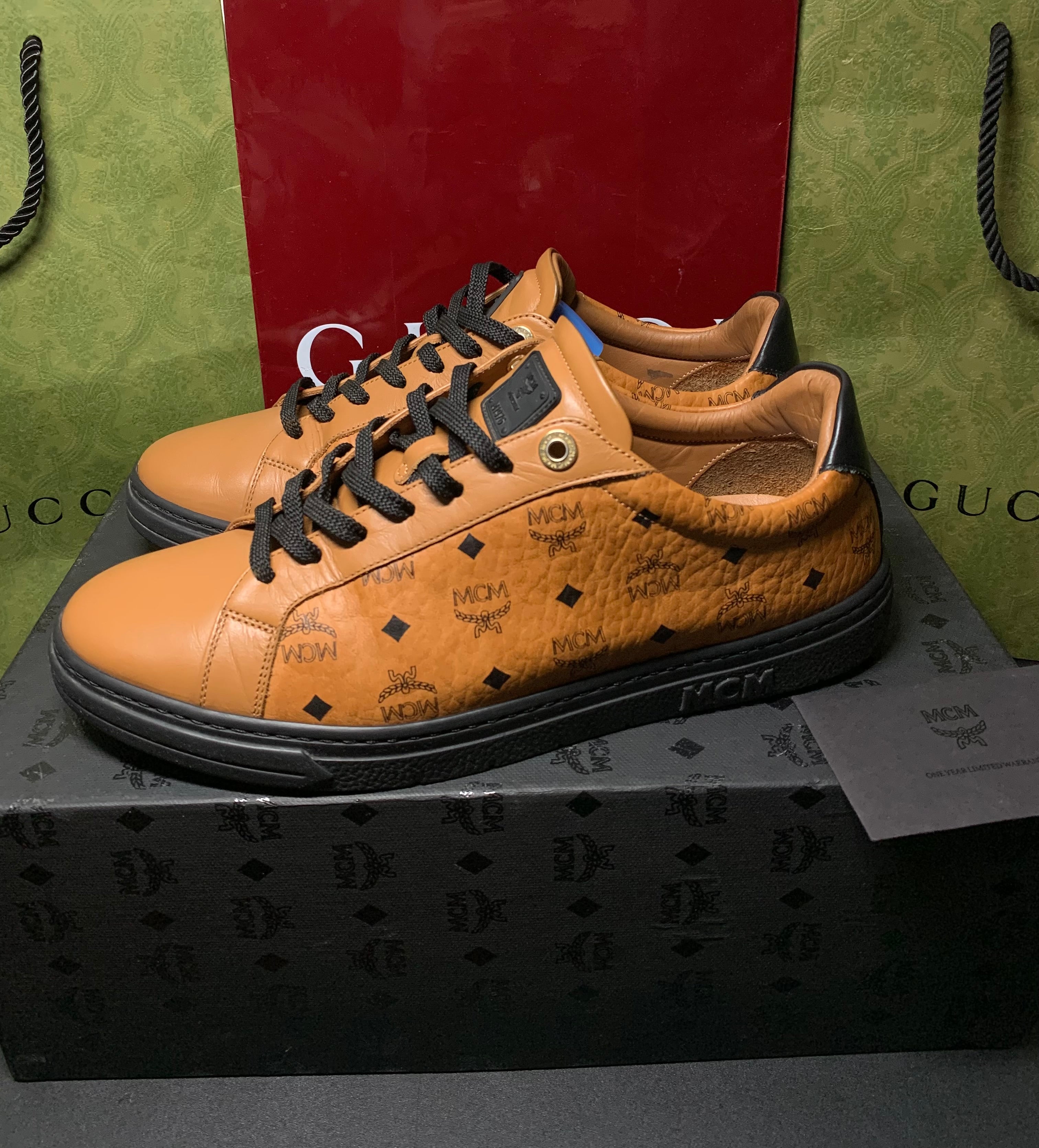 MCM terrain low cognac