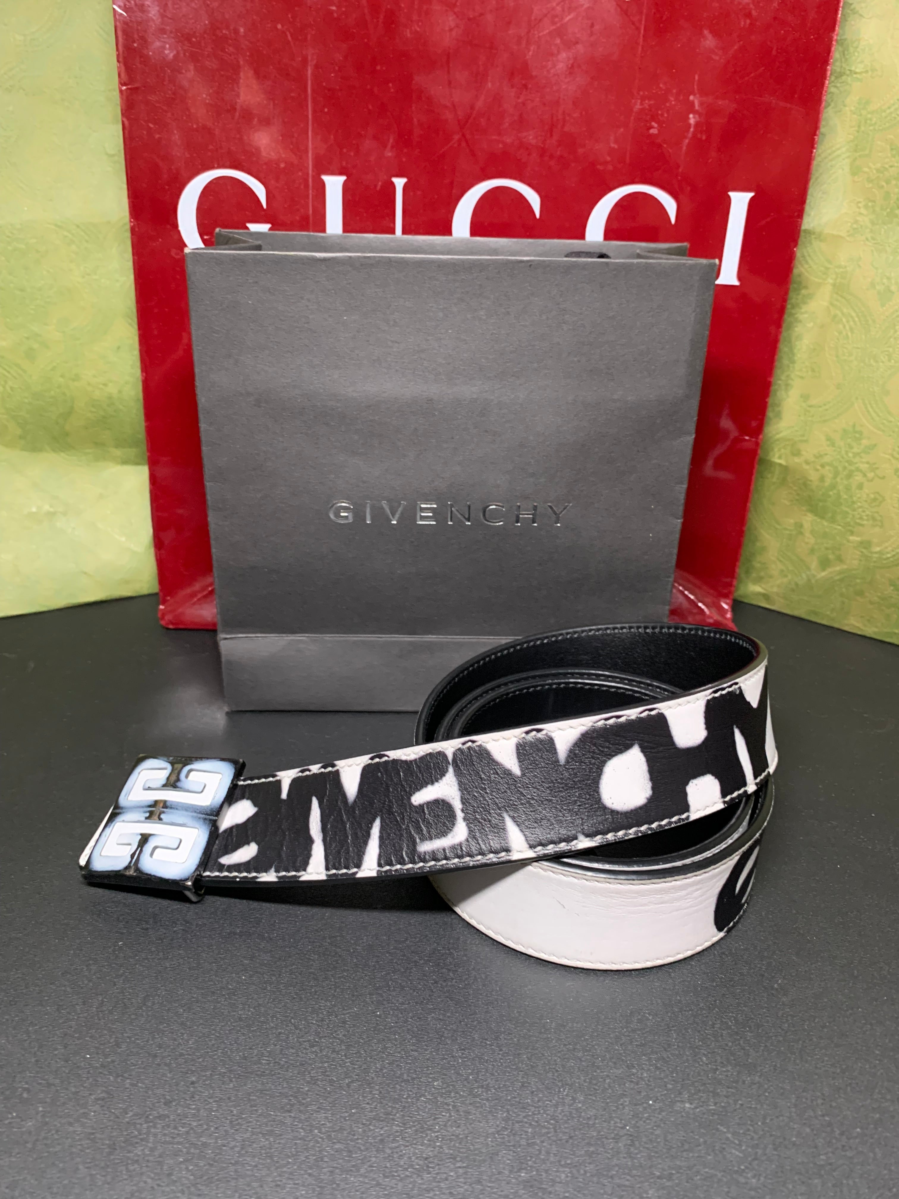 Givenchy 4G spray painted logo reversible belt