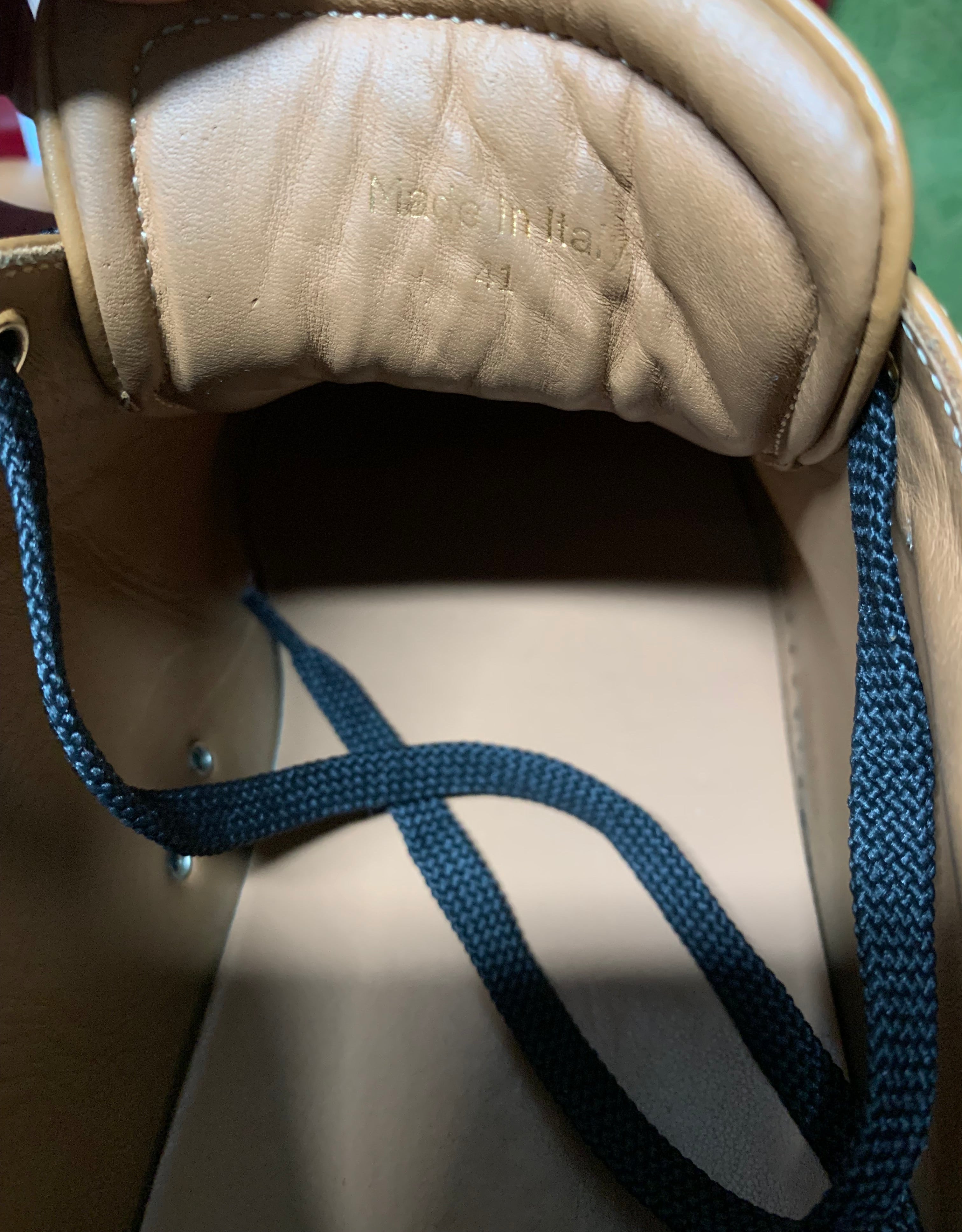 MCM terrain low cognac