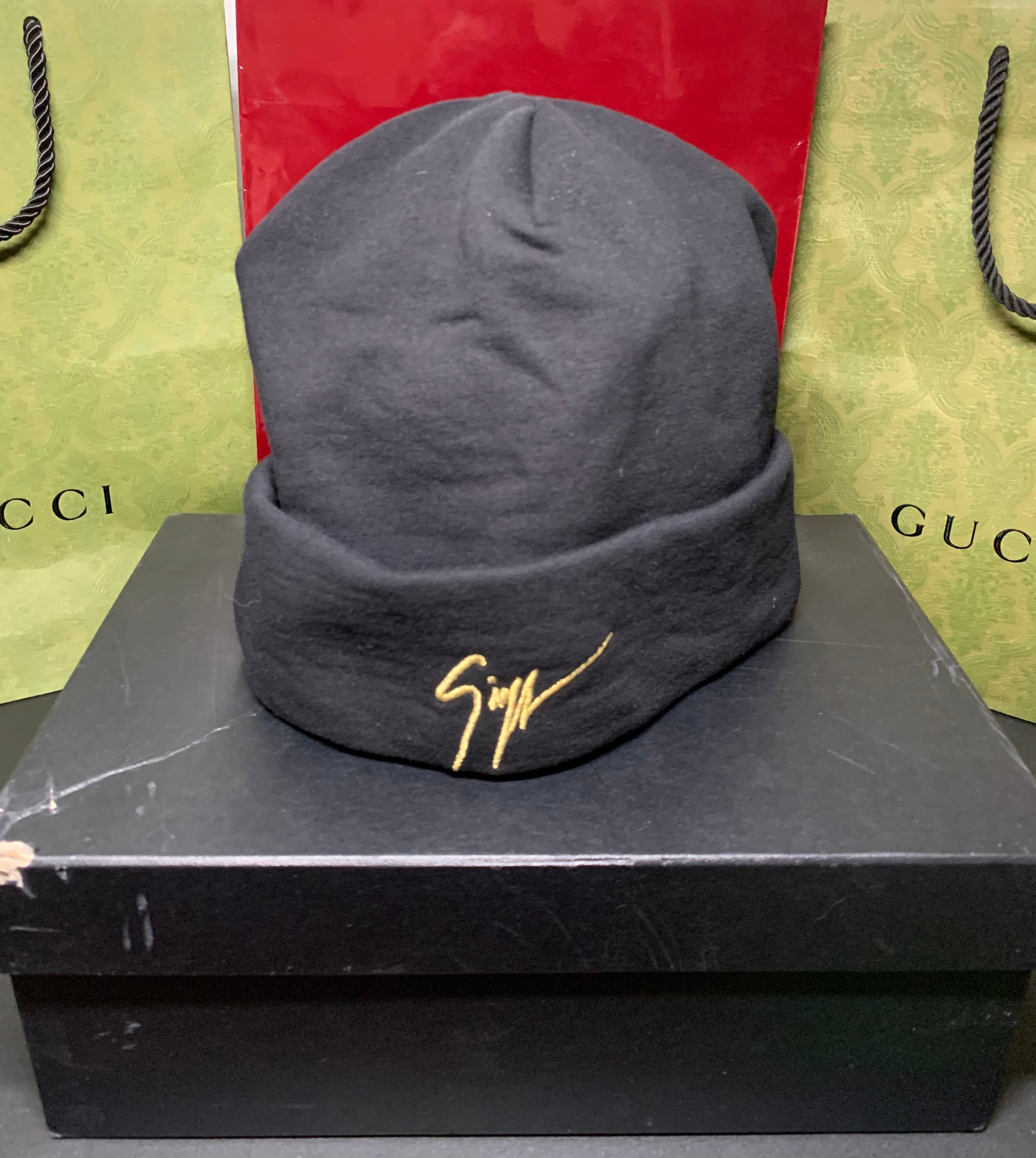 Giuseppe zanotti mhilo beanie