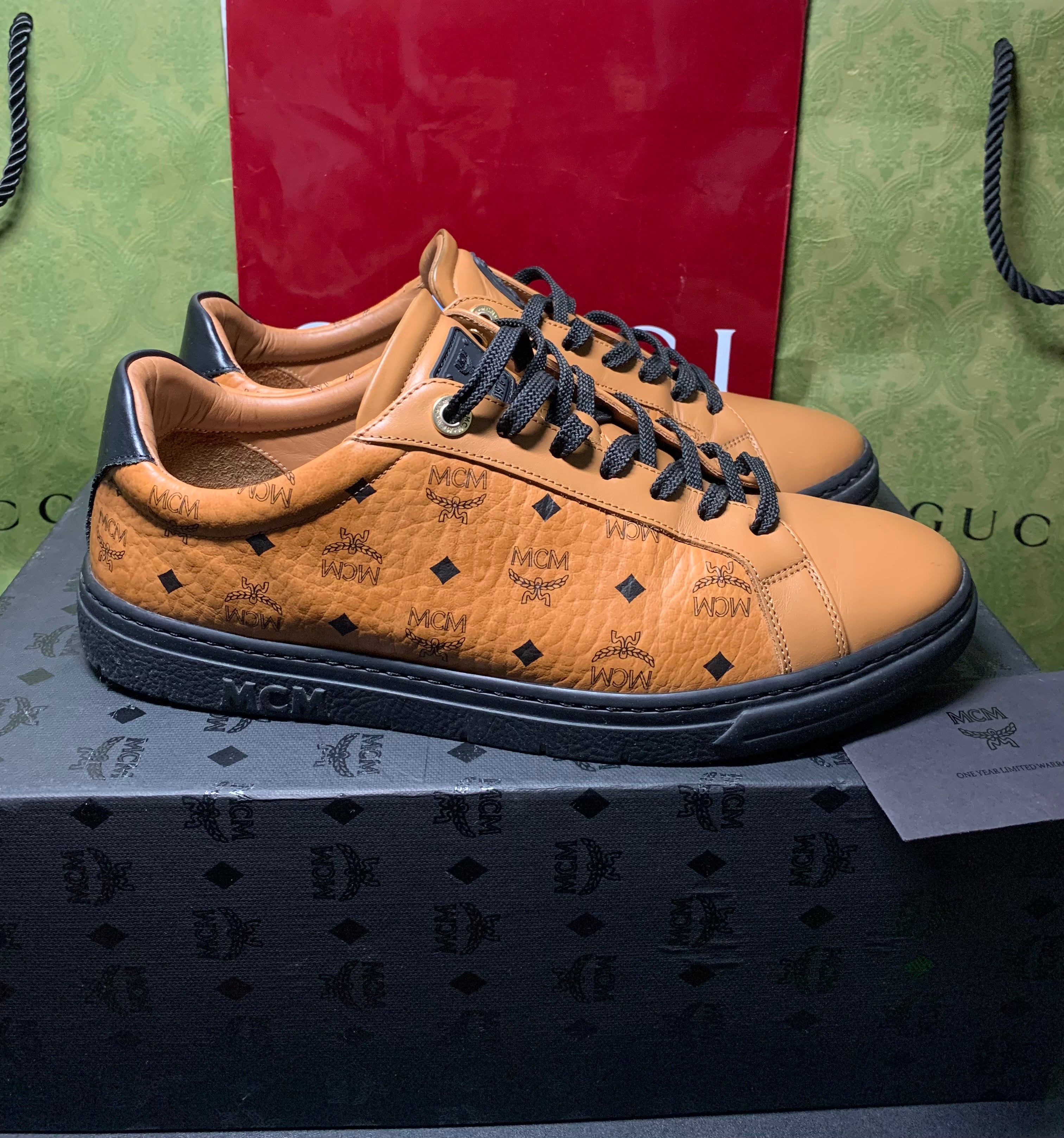 MCM terrain low cognac
