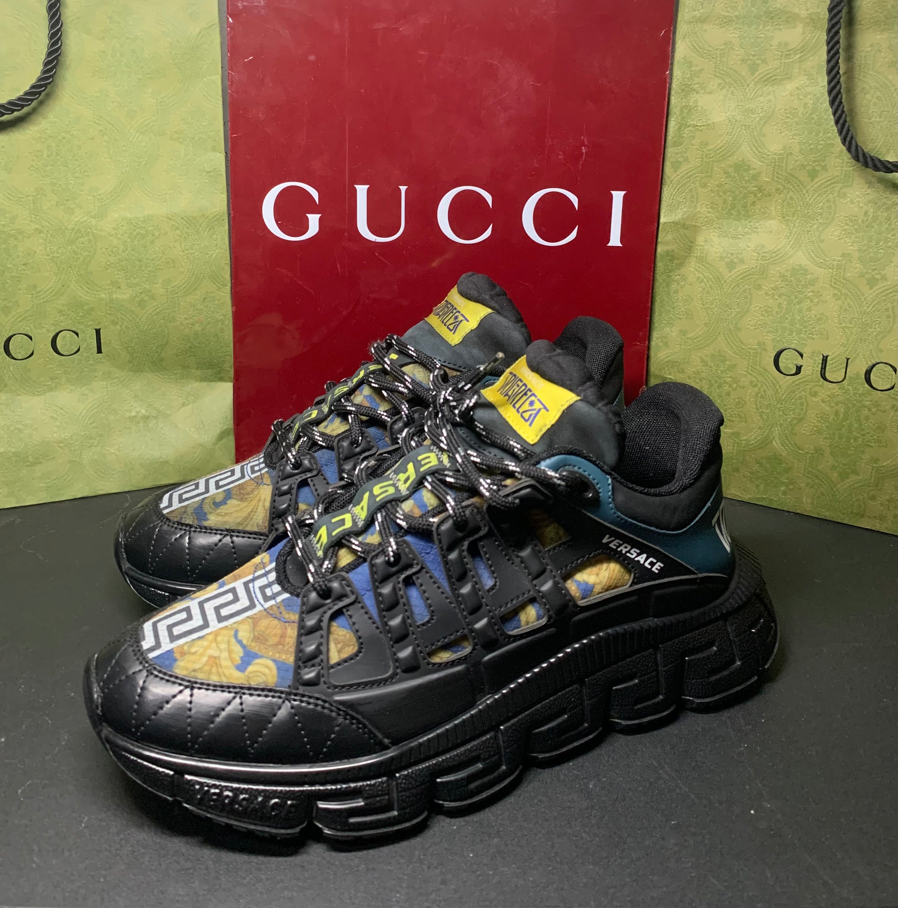 Versace trigreca medusa