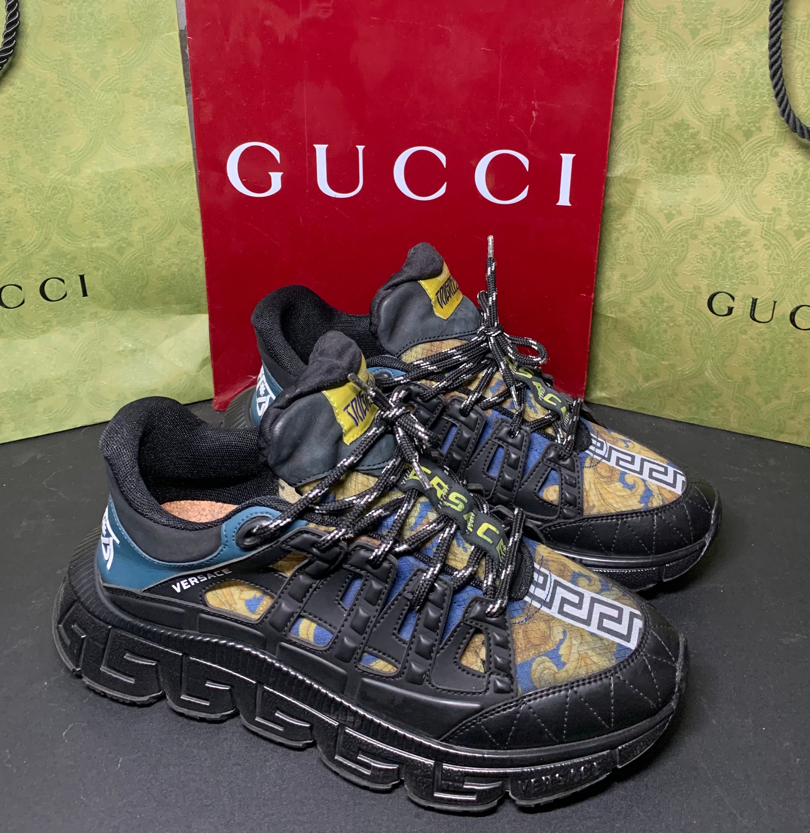 Versace trigreca medusa