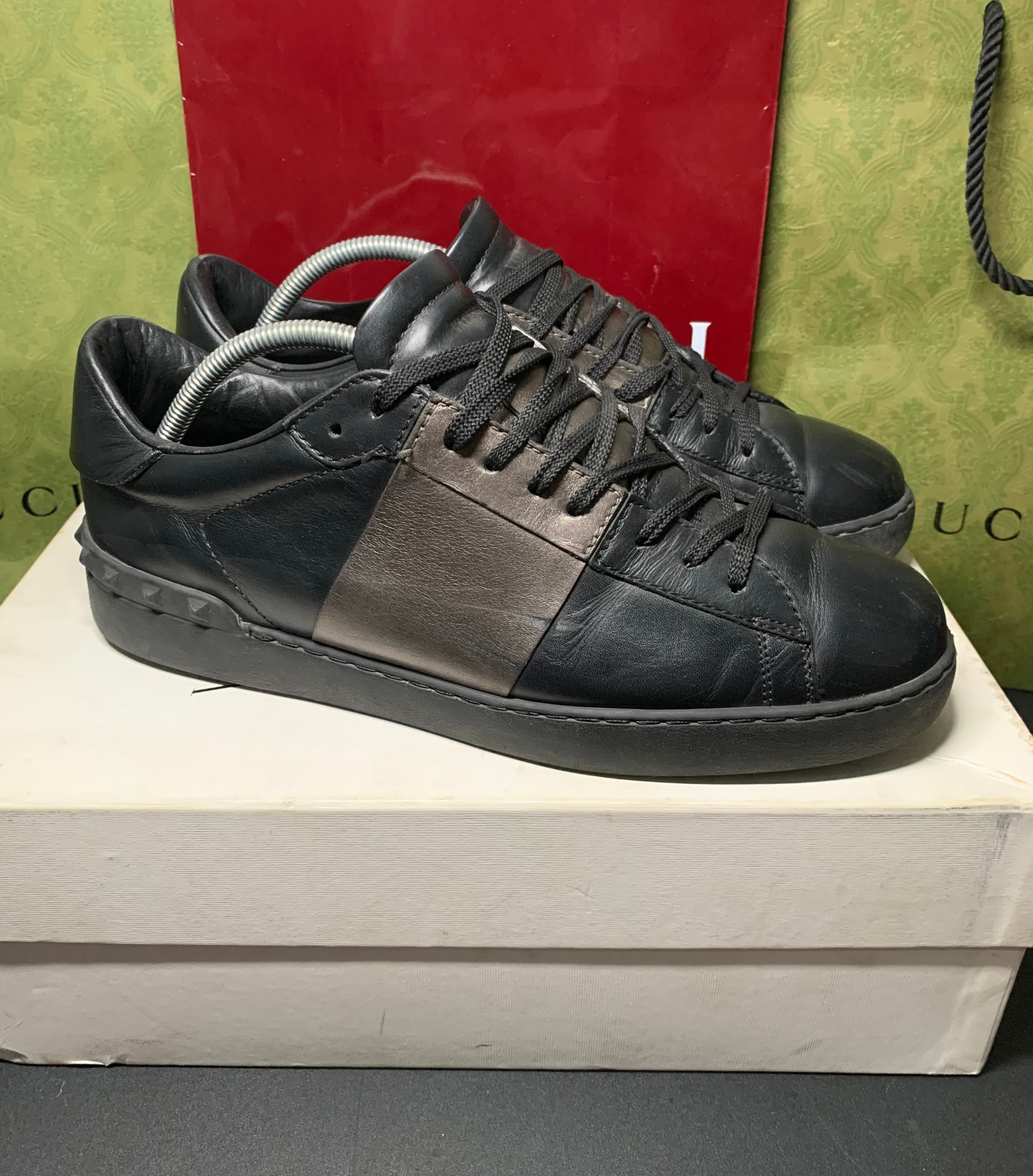 Valentino open low