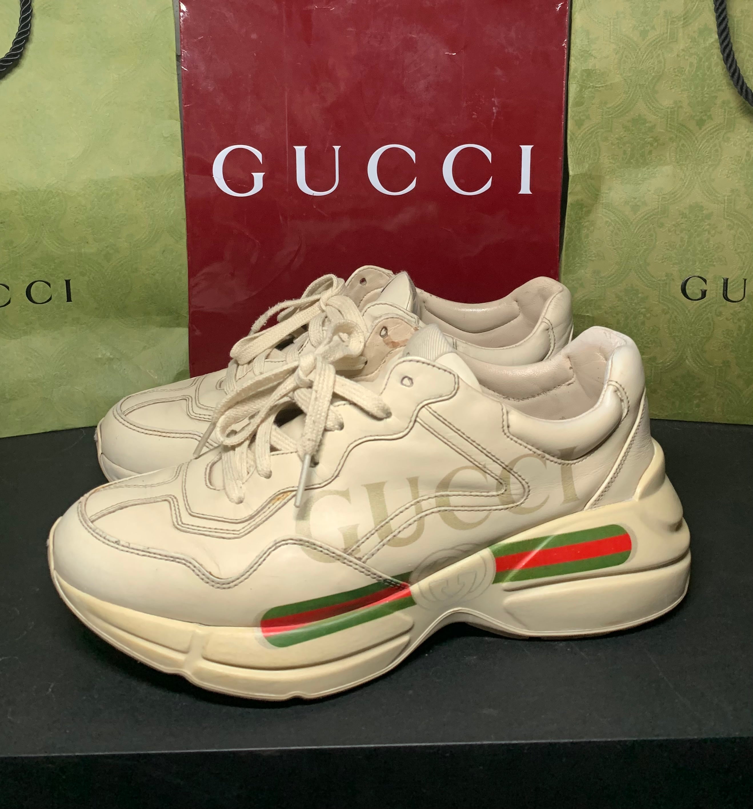 Gucci rhyton vintage logo