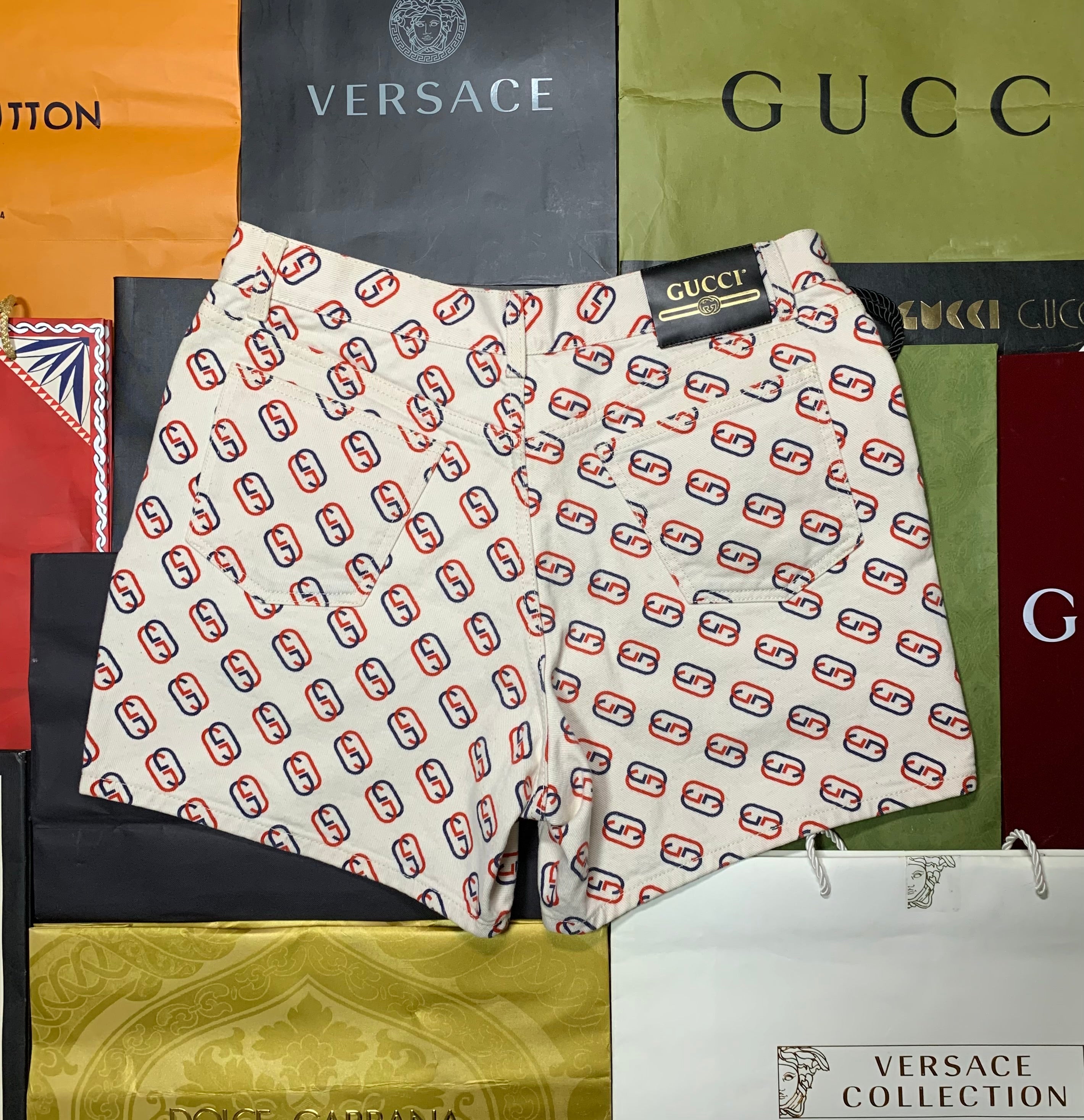 Gucci logo monogram print twil shorts